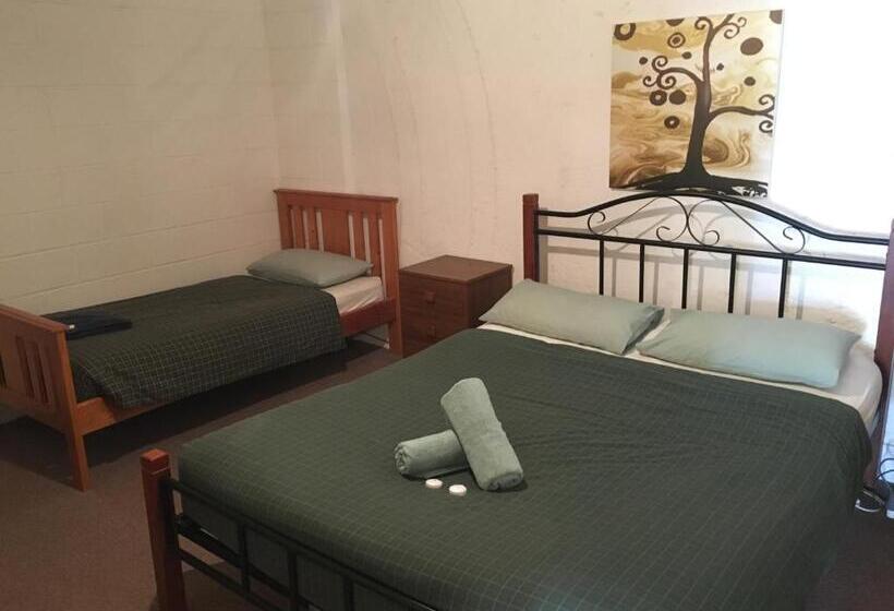 Семейные Апартаменты 3 Спальни, Desert View Apartments