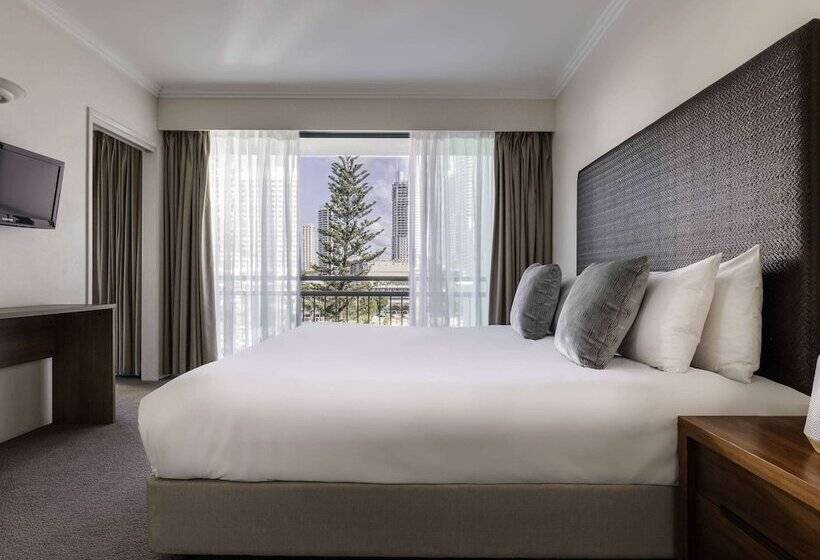 آپارتمان 2 خوابه, Mantra Crown Towers
