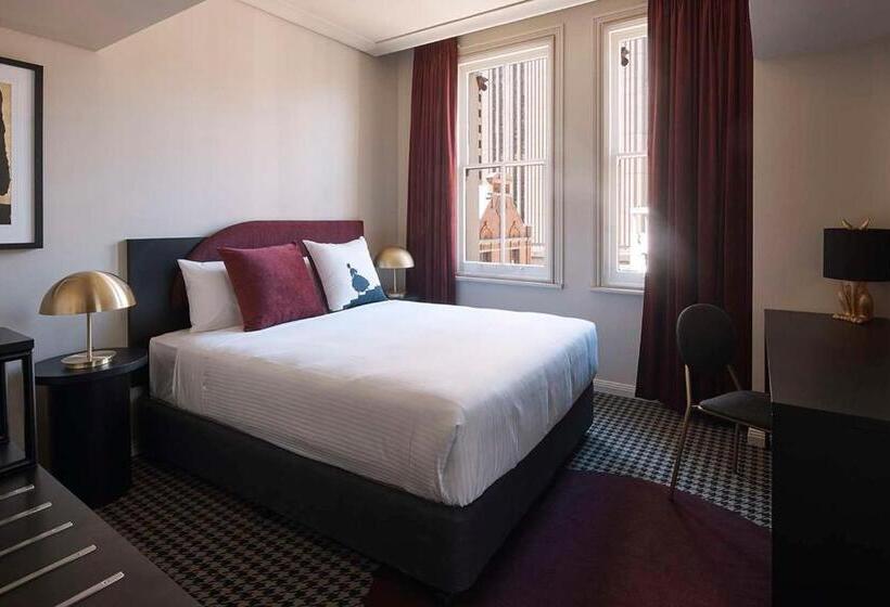 Номер Стандарт, The Capitol Hotel Sydney