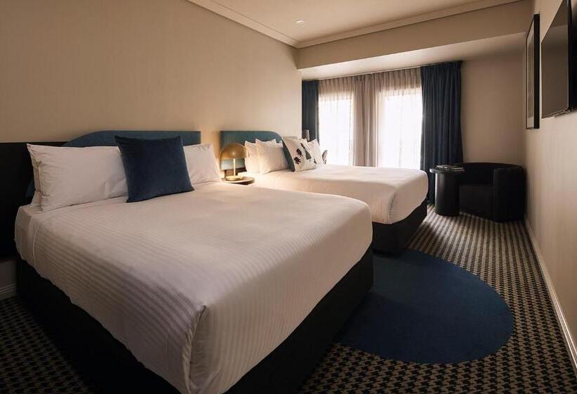 Номер Стандартный Кровать Куин, The Capitol Hotel Sydney
