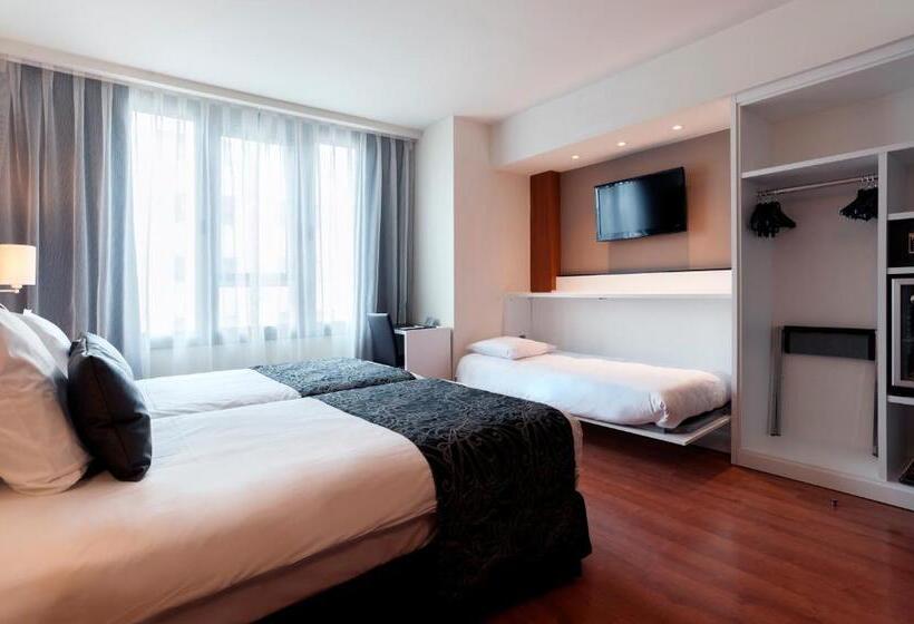 اتاق پریمیوم سه تخته, Catalonia Brussels