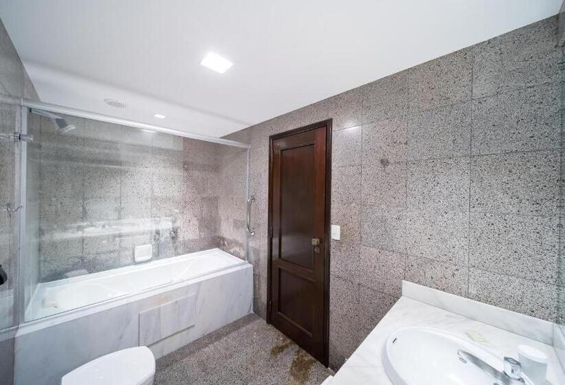 Люкс Кровать Кинг, Bourbon Hotel & Suites Curitiba