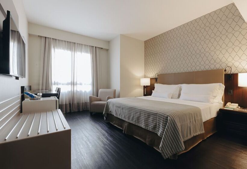 اتاق لوکس, Bourbon Hotel & Suites Curitiba