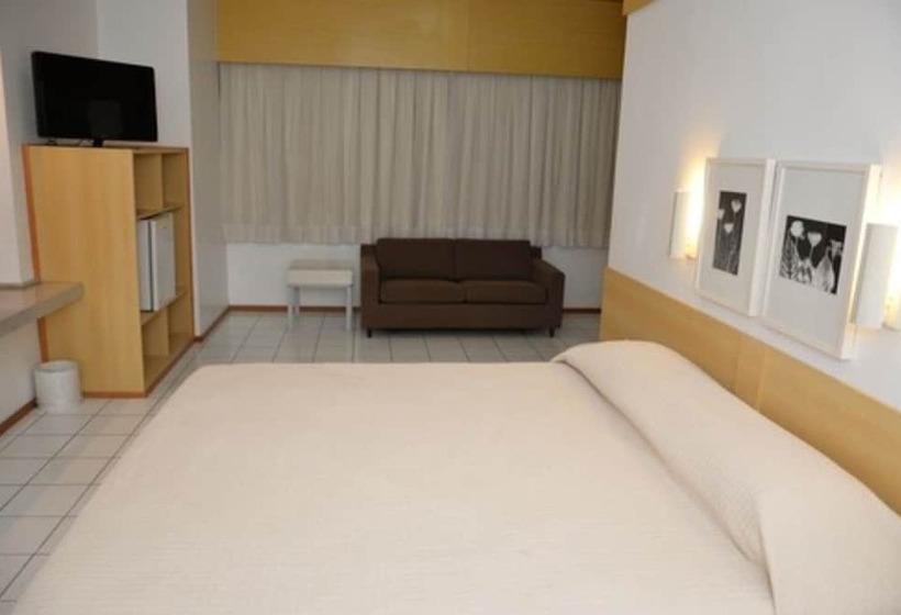 Chambre Standard Individuelle, Rede Andrade Luxor