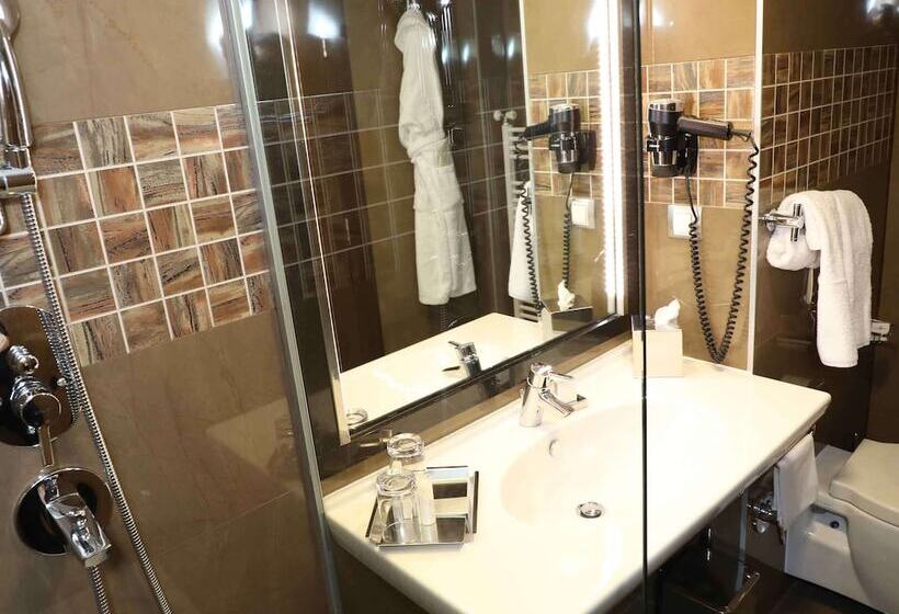 اتاق سوپریور, Movenpick Hotel Sarajevo