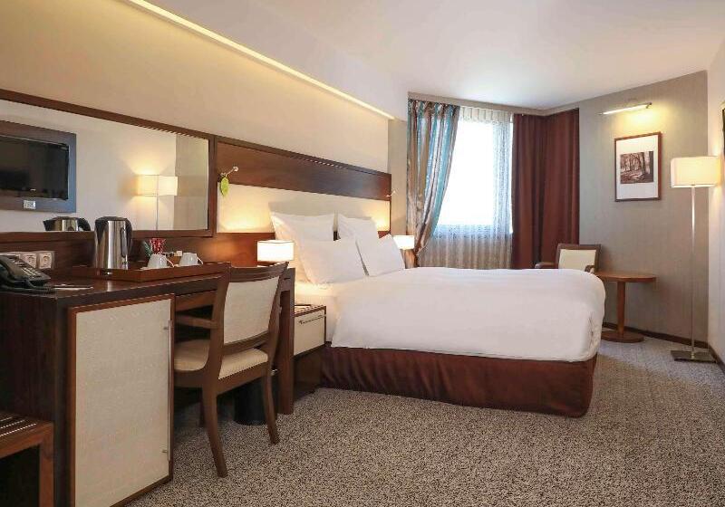 اتاق لوکس با تخت بزرگ, Movenpick Hotel Sarajevo