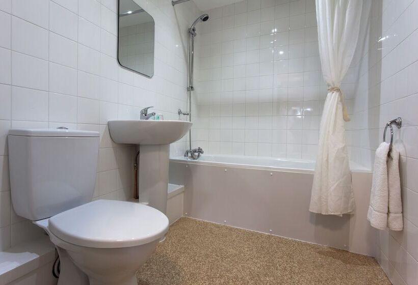 Номер Стандарт, Bosworth Hall Hotel & Spa