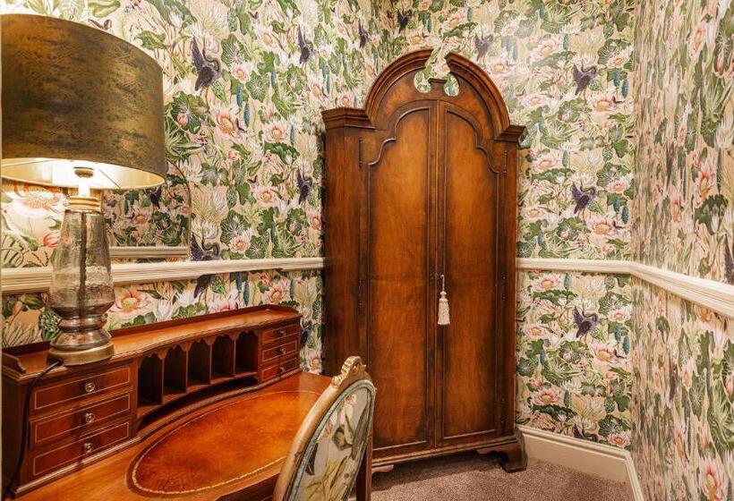 اتاق لوکس, The Wynnstay Hotel, Oswestry, Shropshire