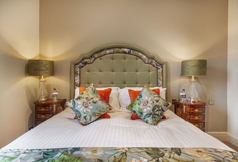 اتاق لوکس, The Wynnstay Hotel, Oswestry, Shropshire