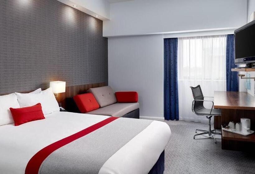 Номер Стандарт Двуспальная Кровать, Holiday Inn Express Belfast City, An Ihg