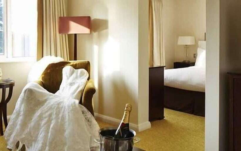 سوییت, Meon Valley Hotel, Golf & Country Club