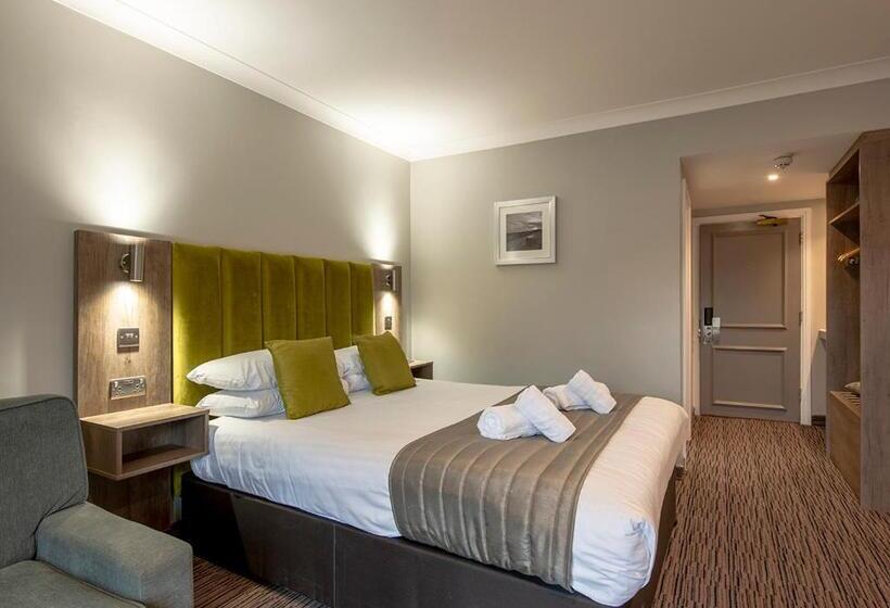 Номер Стандарт, Hogs Back Hotel & Spa