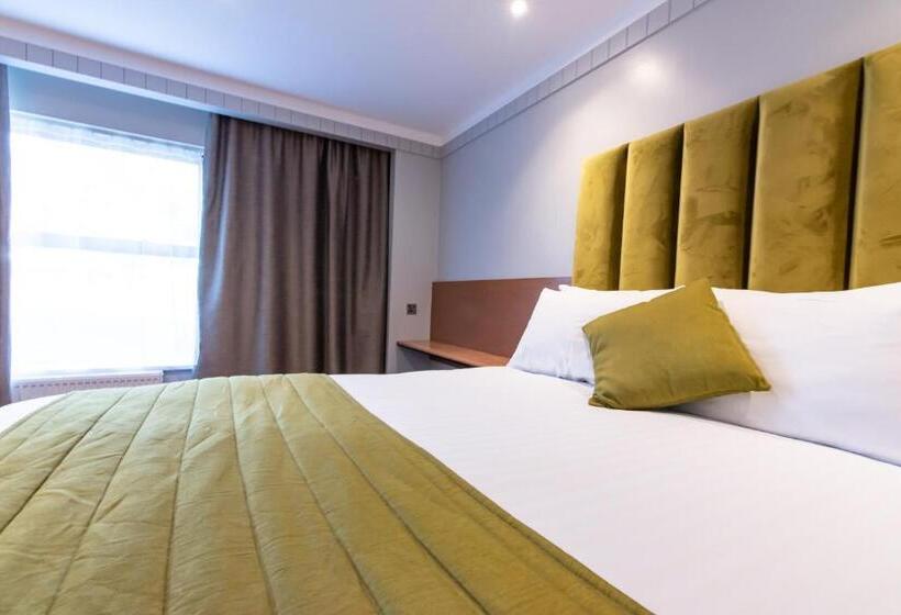 Номер Стандарт, Hogs Back Hotel & Spa