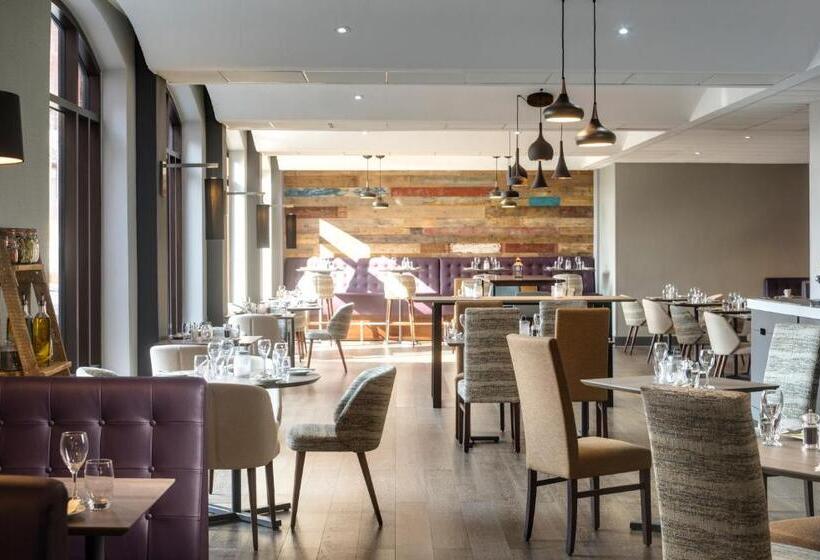 Quarto Superior, Novotel Ipswich Centre