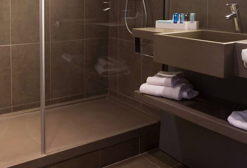 Quarto Superior, Novotel Ipswich Centre