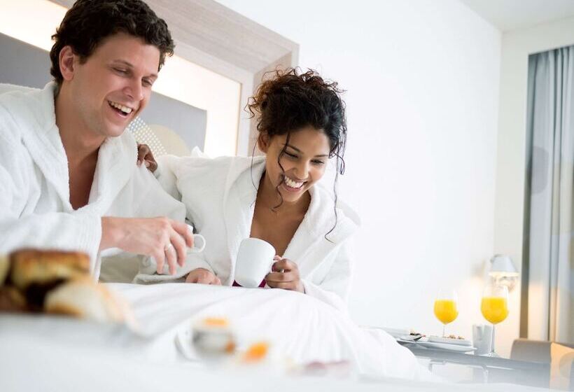 اتاق استاندارد با تخت دوبل, Novotel Ipswich Centre