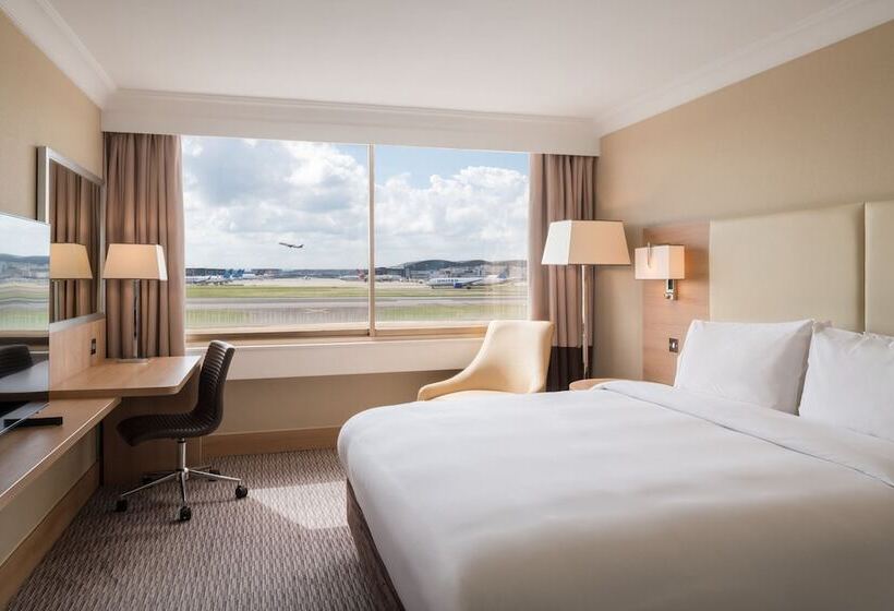 Номер Superior с Видом, Renaissance London Heathrow