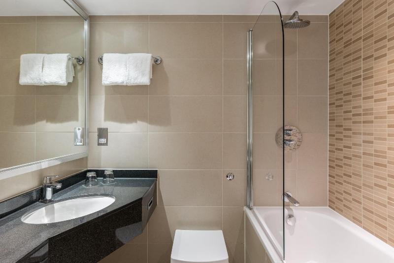 Номер Superior с Видом, Renaissance London Heathrow