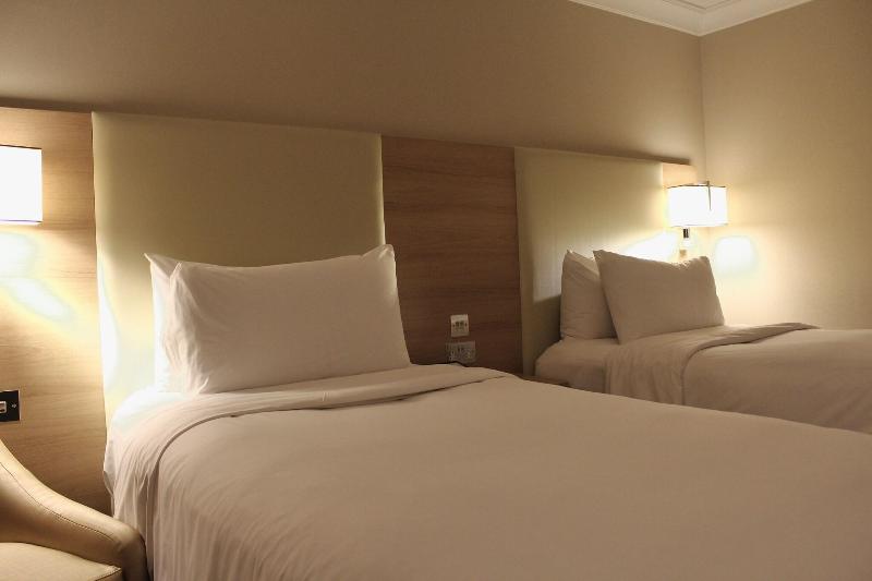 Номер Superior с Видом, Renaissance London Heathrow
