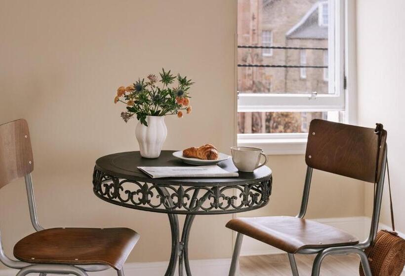 Апартаменты 1 Спальня, Sonder Royal Garden