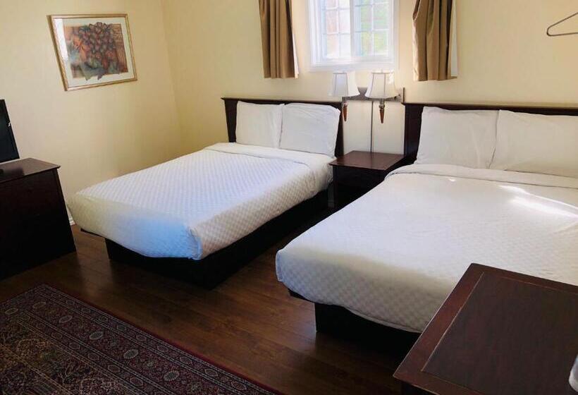 Номер Стандарт, Coach House Inn