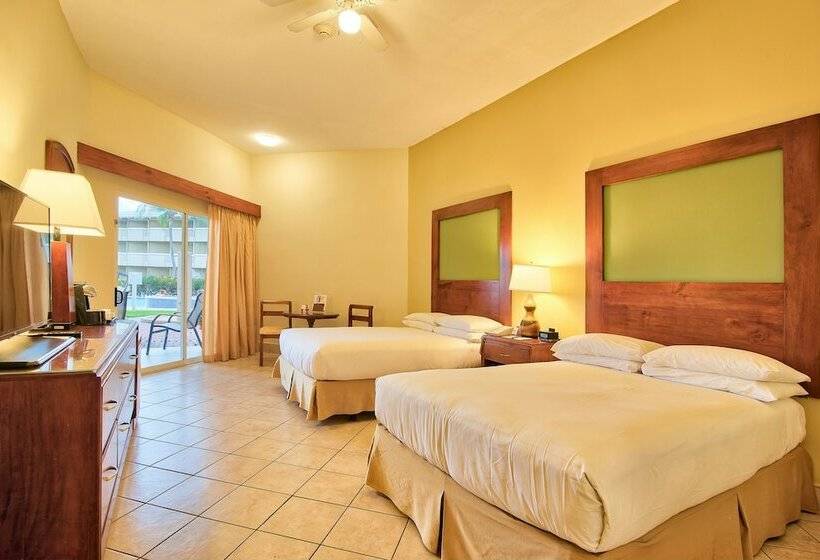 اتاق استاندارد با 2 تخت دوبل, Fiesta Resort Central Pacific   All Inclusive