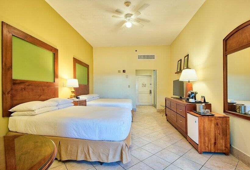 اتاق استاندارد با 2 تخت دوبل, Fiesta Resort Central Pacific   All Inclusive