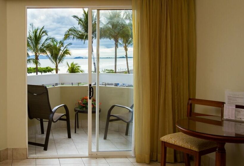 اتاق استاندارد با تخت بزرگ, Fiesta Resort Central Pacific   All Inclusive