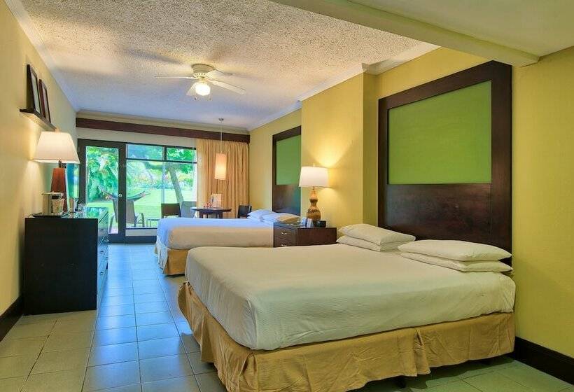 اتاق استاندارد با تخت بزرگ, Fiesta Resort Central Pacific   All Inclusive