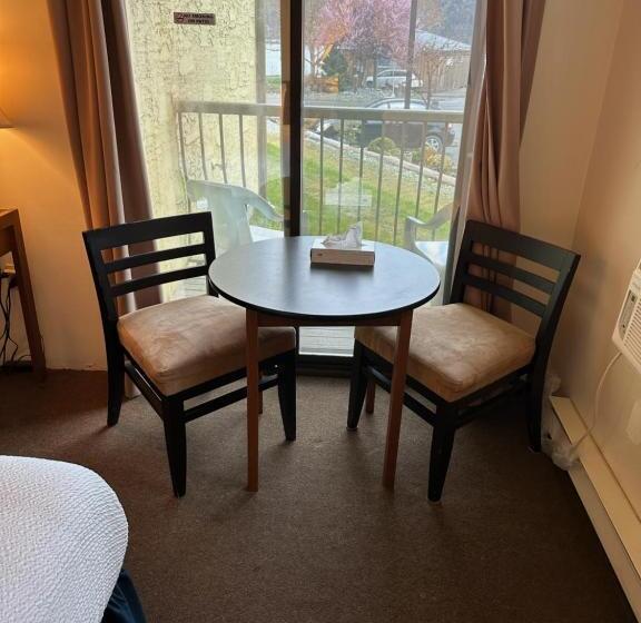 스탠다드 룸, Wessex Inn By The Sea