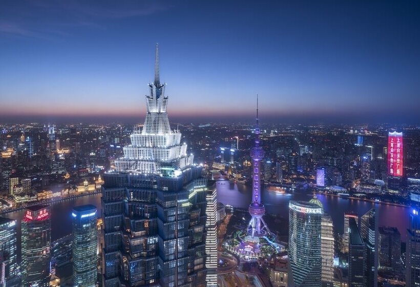 اتاق استاندارد با چشم‌انداز رودخانه, Grand Hyatt Shanghai
