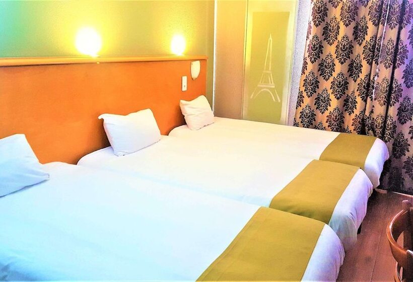 Номер Стандарт Трехместный, Euro Hôtel Paris Créteil