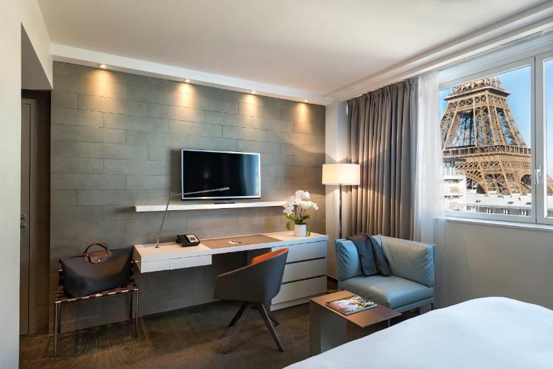 景色の見えるスーペリアルーム, Pullman Paris Tour Eiffel