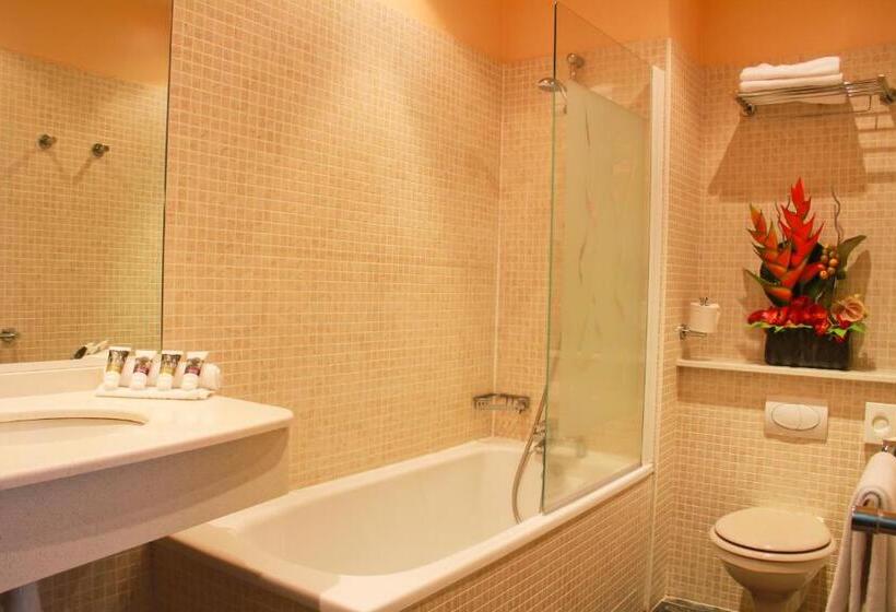 Номер Superior, Mercure Saintnectaire Spa & Bienetre