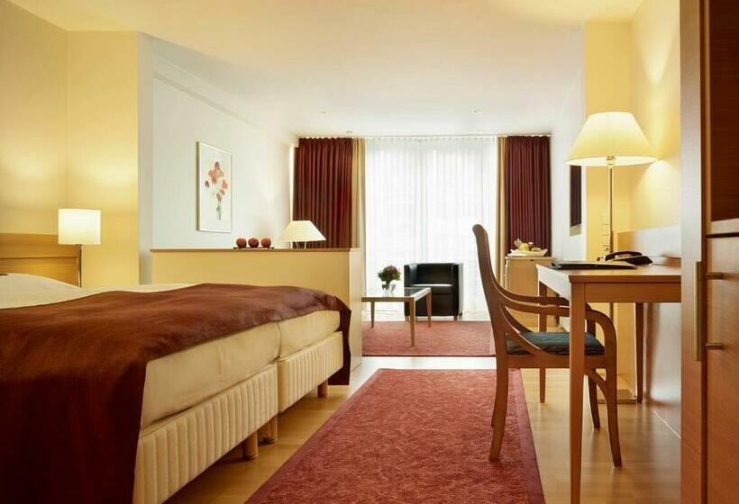Семейный Номер, Stadt Freiburg