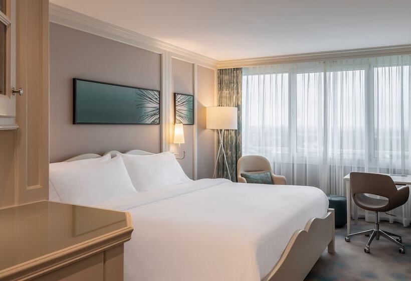 Полулюкс, The Westin Grand Munich