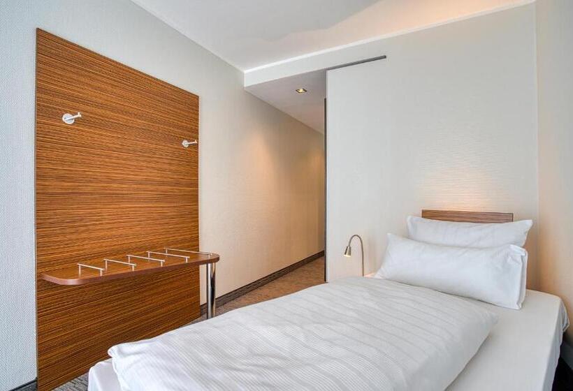 اتاق استاندارد یک نفره, Kommerzhotel Köln