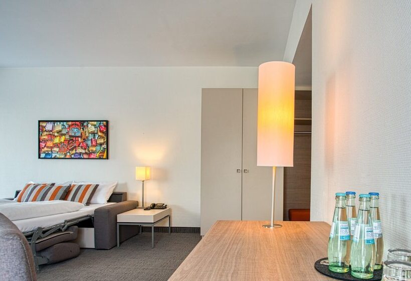 اتاق سوپریور, Kommerzhotel Köln