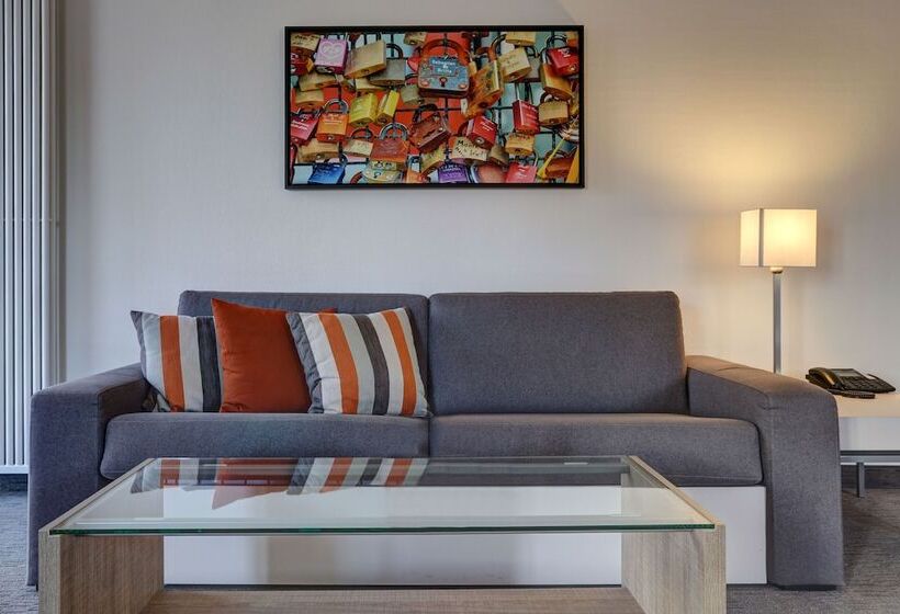 اتاق سوپریور, Kommerzhotel Köln