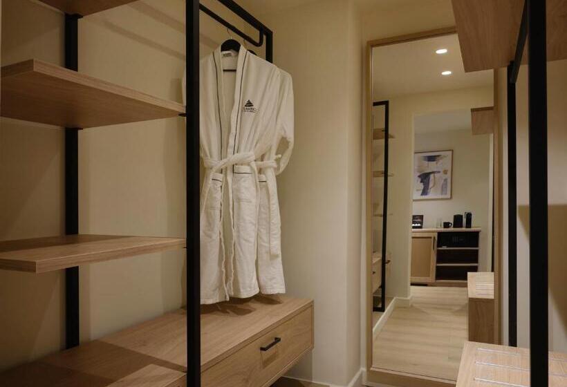 Люкс Вид на Море, Atlantica Ocean Beach Resort