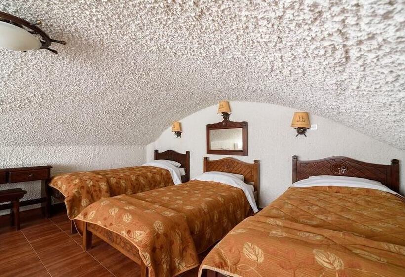 家庭间, Porto Perissa