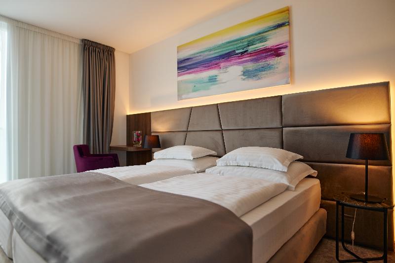 اتاق استاندارد یک نفره, Paris