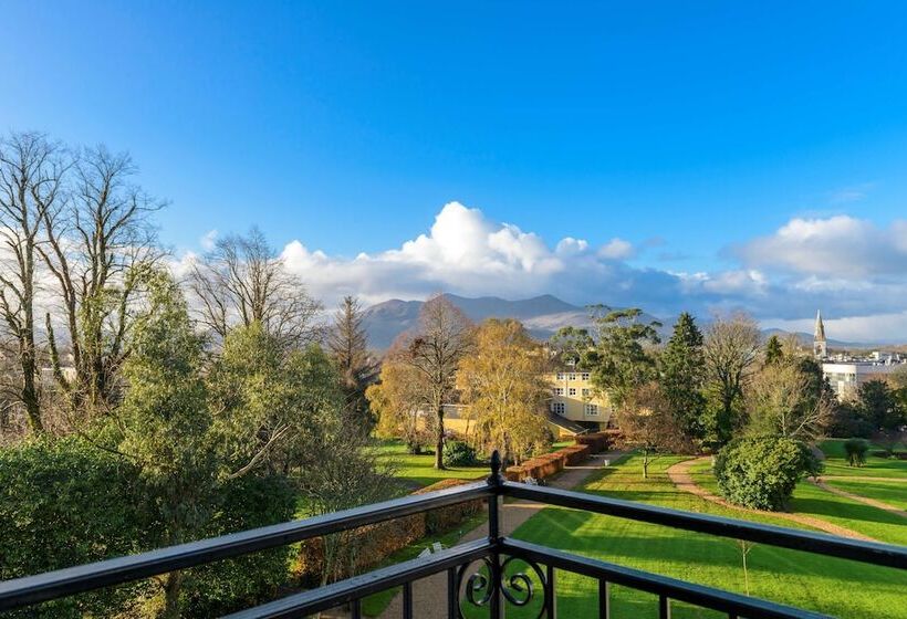 اتاق لوکس با چشم‌انداز باغ, Great Southern Killarney