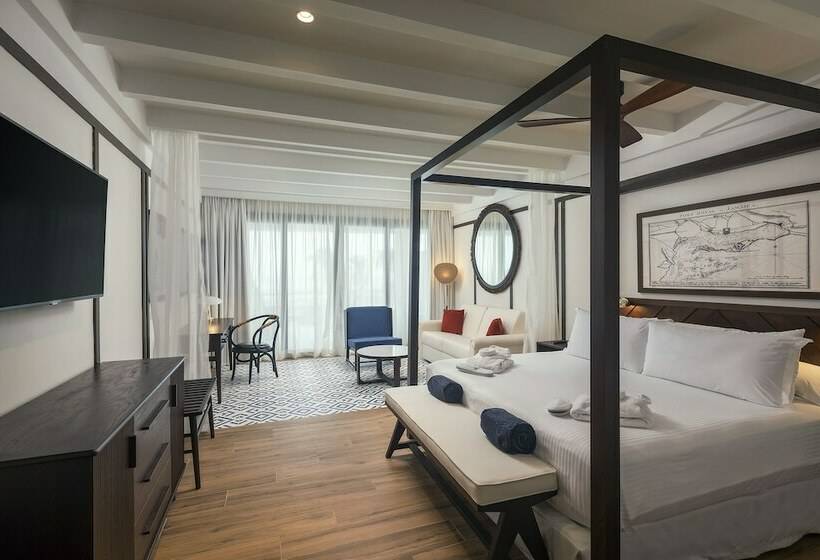 چشم‌انداز دریای سوئیت جونیور پرستیژ, Ocean Coral Spring Resort - All Inclusive