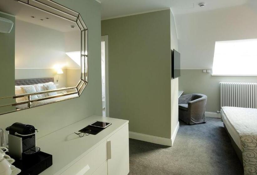Люкс, Camin Hotel Luino