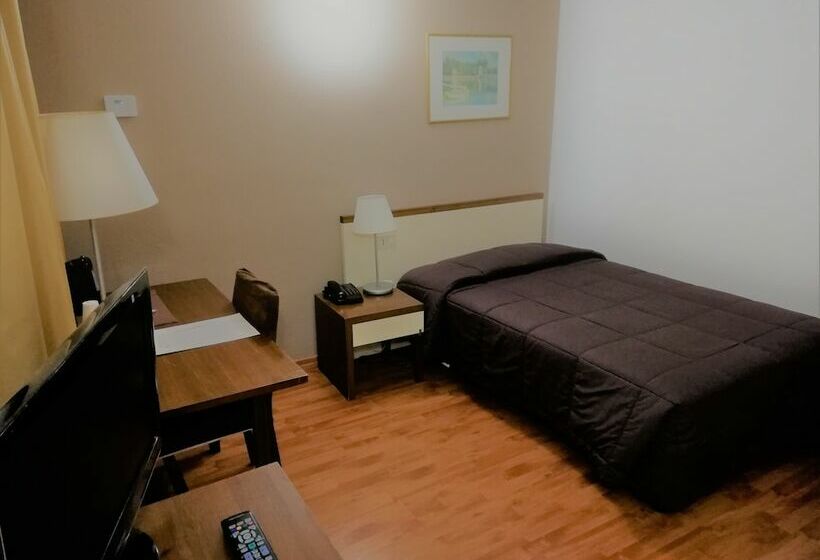 اتاق استاندارد, Ibis Styles Palermo Cristal