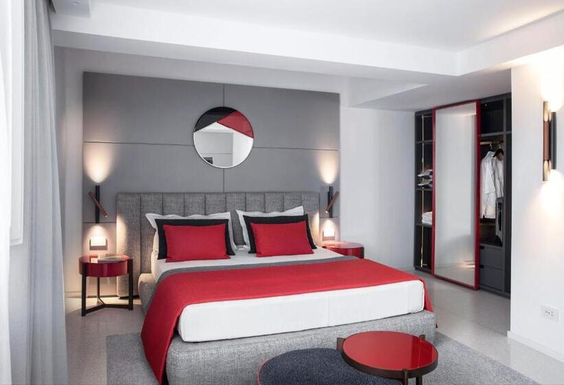 패밀리 스위트, Plaza E De Russie  Relais & Chateaux