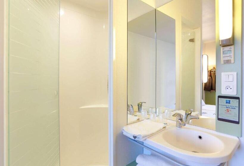 اتاق استاندارد یک نفره, First Inn