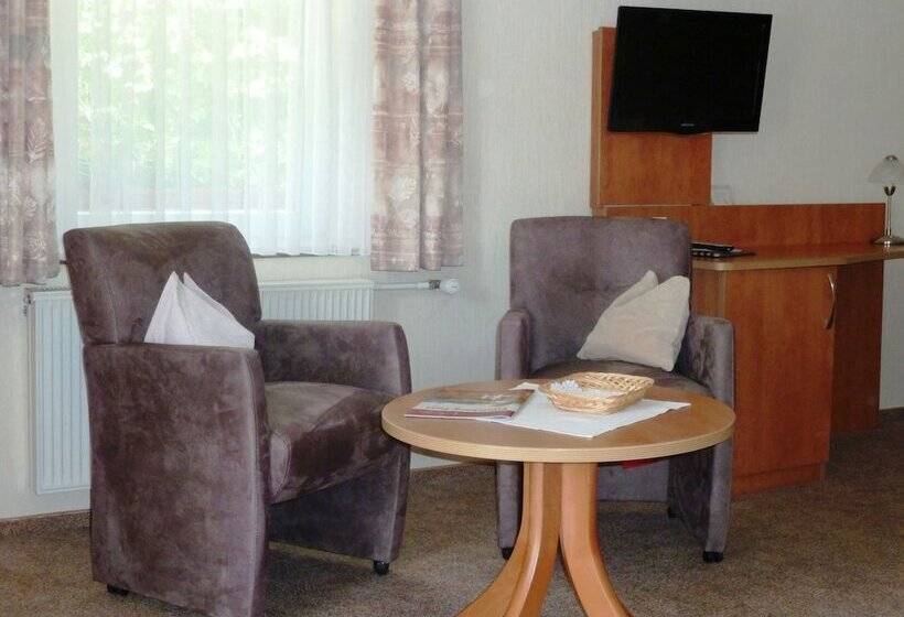 Номер Стандарт Трехместный, Pension Haus Waldfrieden, Meinecardplus Inklusive