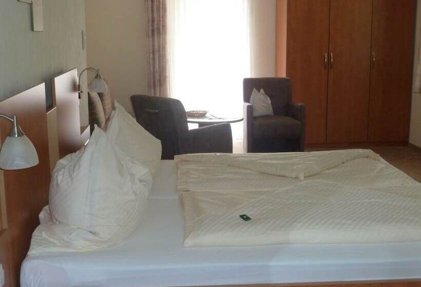 Номер Стандарт Трехместный, Pension Haus Waldfrieden, Meinecardplus Inklusive